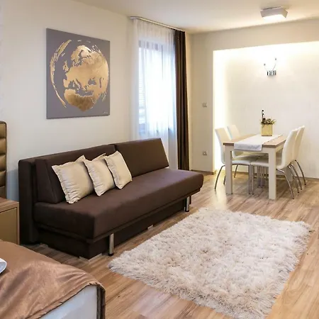 شقة فندقية Foter Rezidencia 2