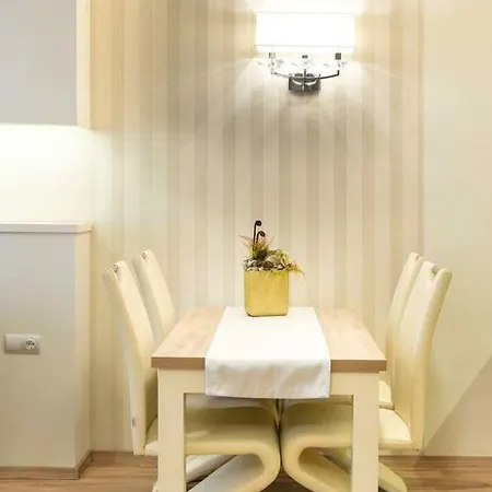 شقة فندقية Foter Rezidencia 2 4*