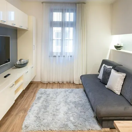 Foter Rezidencia 2 Aparthotel Gyor