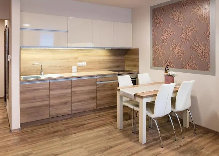 Foter Rezidencia 2 4*