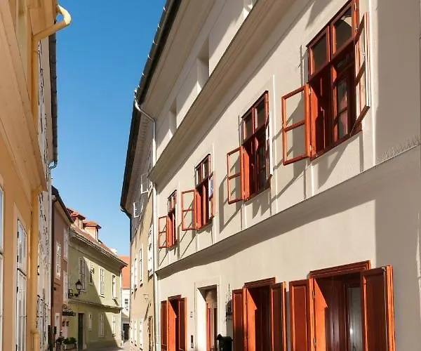 Foter Rezidencia 2 Hotel de apartamente